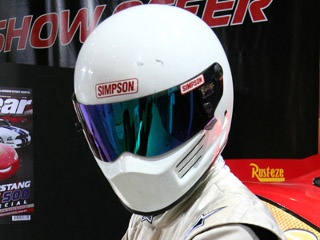 Big Stig, czyli gigantyczna figura Stiga w drodze do Warszawy - big stig warszawa