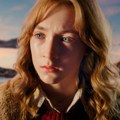 Sentymentalny gniot Petera Jacksona - nostalgia anioła recenzja film opinie