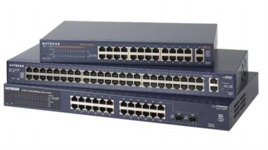 NETGEAR® i AVAYA wspólnie dostarczają telefonię internetową