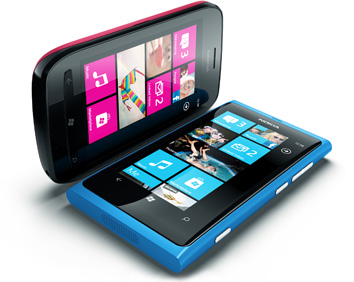 Nokia Lumia 800  - Zdjęcie nr 3