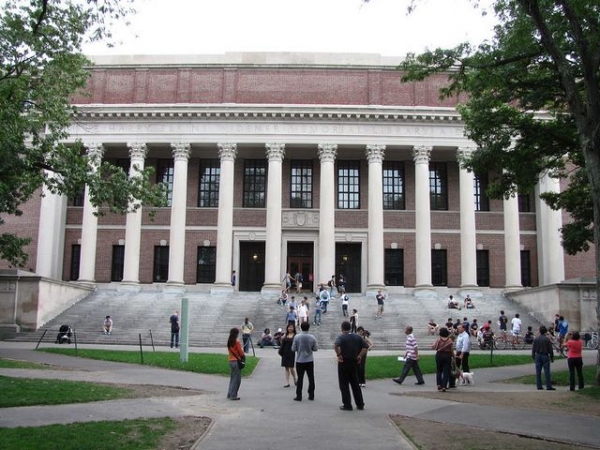 2. Harvard University (USA)