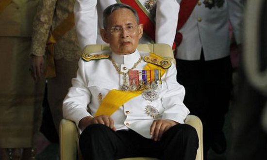 1. Bhumibol Adulyadej (ur. 1927) król Tajlandii od 9 czerwca 1946 r. (66 lat)