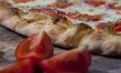 Pizza margarita powstała od imienia królowej Margherita di Savoia, dla której napoleoński piekarz upiekł specjalne zamówienie