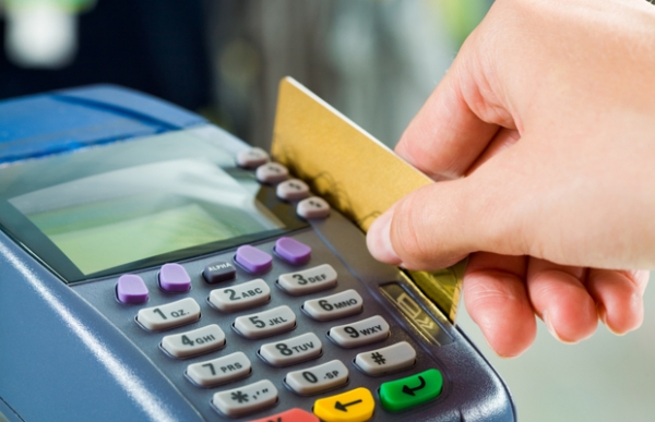 2.  Używać karty płatniczej/kredytowej