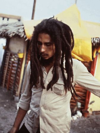 5. Bob Marley - 17 milionów dolarów