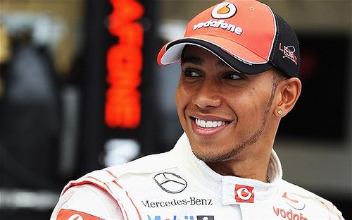 13. Lewis Hamilton (Formua 1) - 27,5 mln dolarw