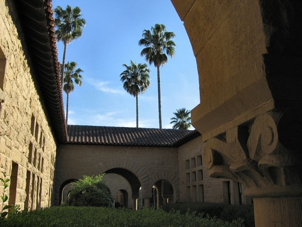 1. Stanford University (Kalifornia)
