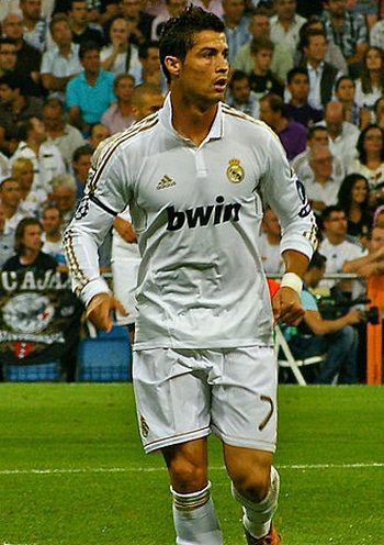 9. Cristiano Ronaldo (Pika Nona)