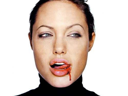 Angelina Jolie  - Zdjęcie nr 15