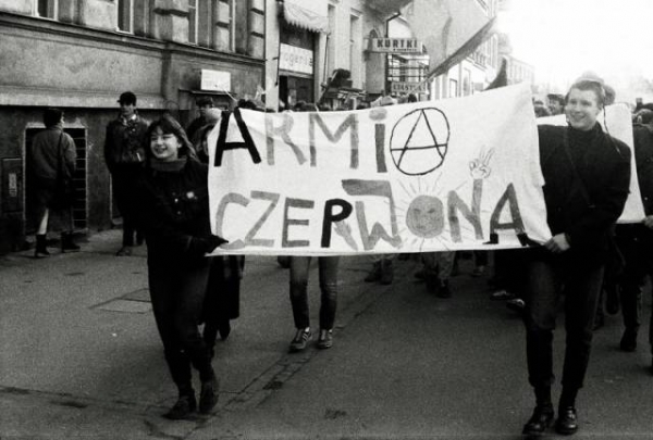 Manifestacja studencka podczas stanu wojennego  - Zdjęcie nr 16