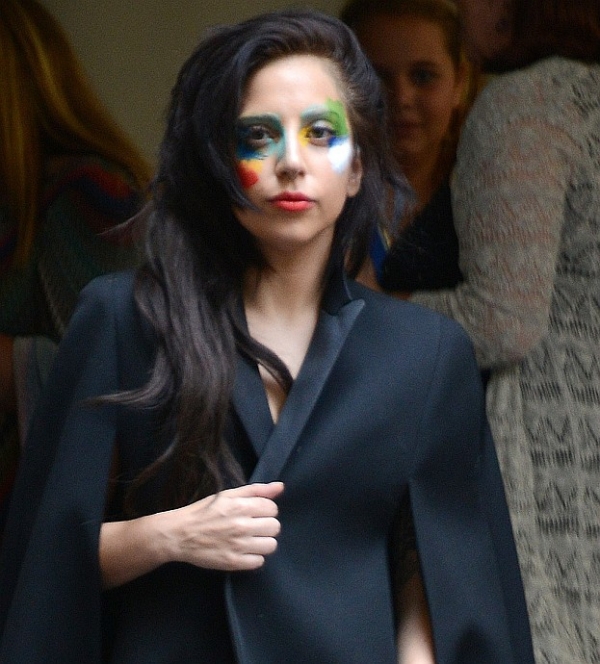 Lady Gaga znów szokuje! Zobacz jej makijaż  - Zdjęcie nr 2