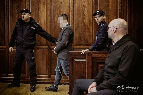 Zabójstwo fotoreportera Ryszarda P. Studenci stanęli przed sądem [ZDJĘCIA]