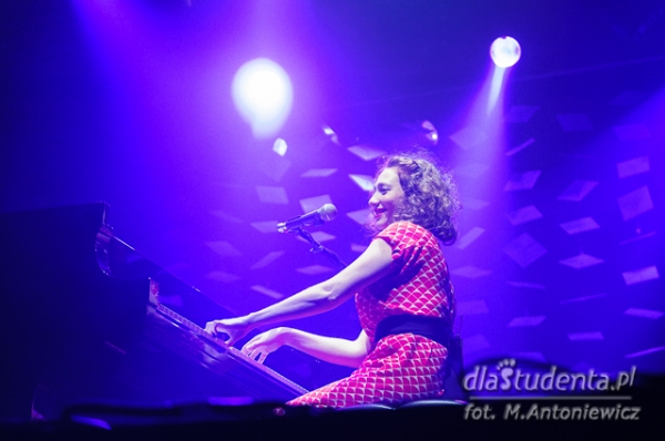 Regina Spektor  na Coke Live Music Festival 2013  - Zdjęcie nr 3