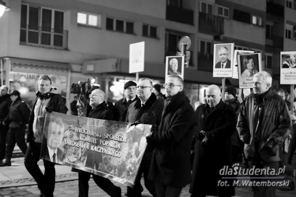 Trzecia rocznica katastrofy smoleńskiej we Wrocławiu  - Zdjęcie nr 44