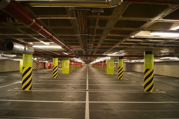 Parking podziemy obok Dworca Głównego we Wrocławiu  - Zdjęcie nr 4