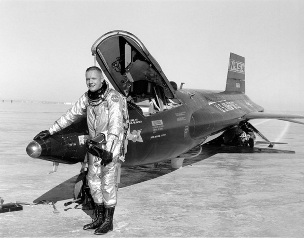 Neil Armstrong  - Zdjęcie nr 2