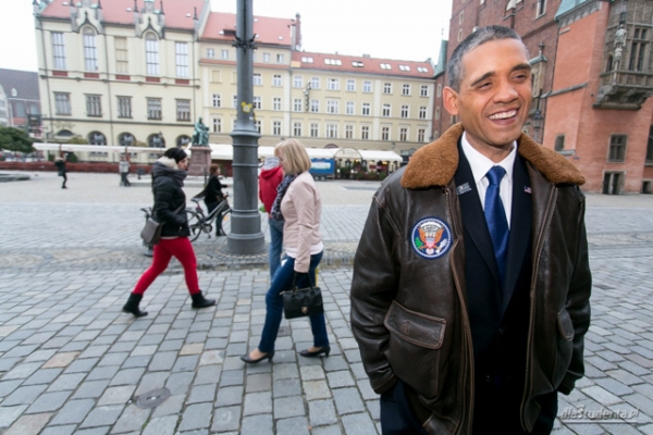 Louis Ortiz jako Barack Obama we Wrocławiu  - Zdjęcie nr 2