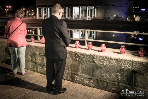 Obchody 8. rocznicy katastrofy smoleńskiej we Wrocławiu  - Zdjęcie nr 5