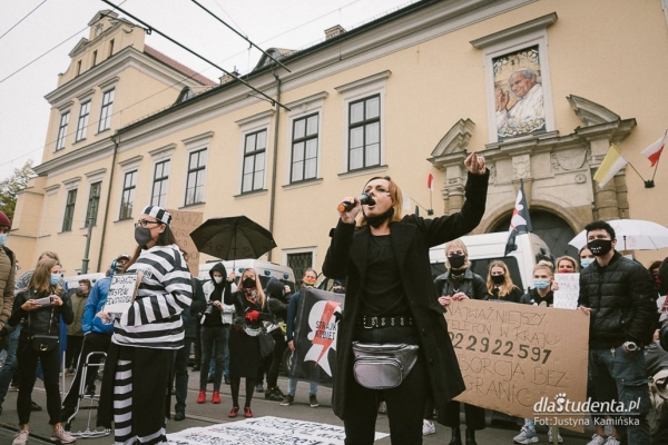 Strajk kobiet przeciw zakazowi aborcji w Polsce  - Zdjęcie nr 5