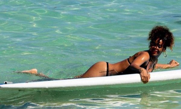Rihanna na wakacjach  - Zdjęcie nr 13