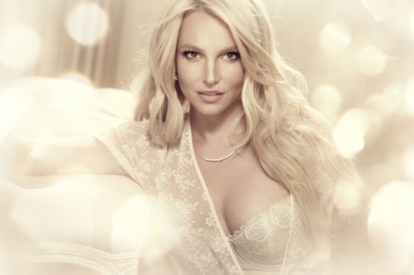 The Intimate Britney Spears  - Zdjęcie nr 3