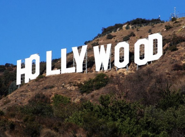 Mit: Znak Hollywood zmieni się w hotel