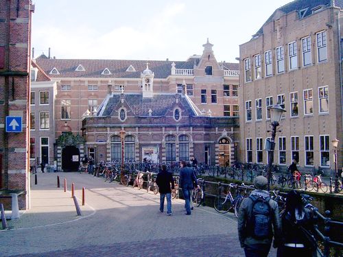 12. Universiteit van Amsterdam (Holandia)