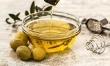 Oliwa z oliwek - zawiera zdrowe tłuszcze i antyoksydanty