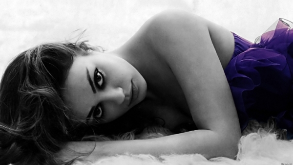 Mila Kunis  - Zdjęcie nr 7