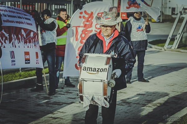Protest w Amazon  - Zdjęcie nr 15