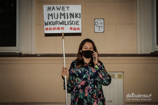 Strajk Kobiet w Polsce - oryginalne transparenty  - Zdjęcie nr 21