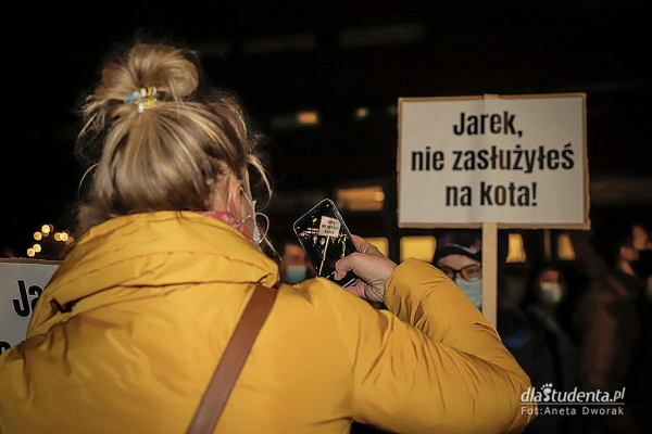 Strajk Kobiet w Polsce - oryginalne transparenty  - Zdjęcie nr 4