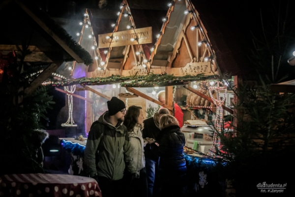 Jarmark Bożonarodzeniowy 2014 na wrocławskim Rynku  - Zdjęcie nr 16