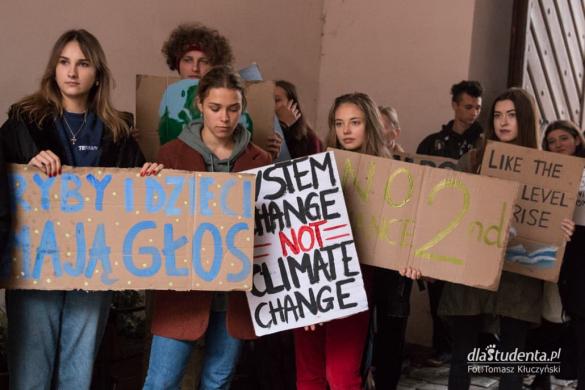 Modzieowy strajk klimatyczny w Poznaniu 