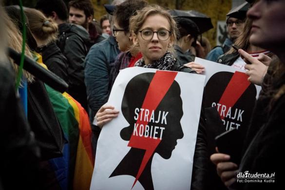 Jesie redniowiecza - protest w Warszawie