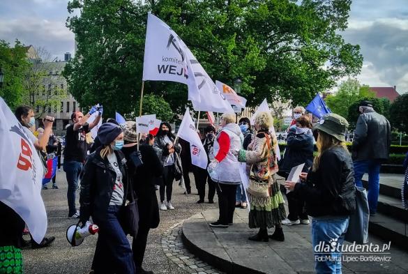 Protest w obronie demokracji w Gdańsku