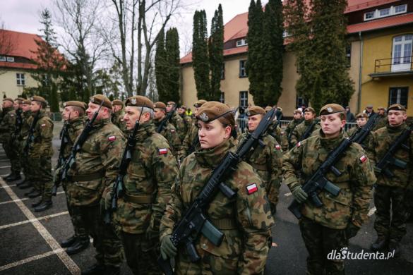 Uroczysta przysięga żołnierzy 16 Dolnośląskiej Brygady Obrony Terytorialnej we Wrocławiu