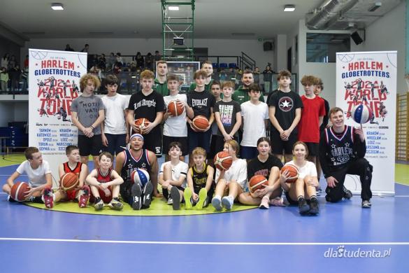 Magia koszykówki: Harlem Globetrotters i WKS Śląsk w Dobrzykowicach