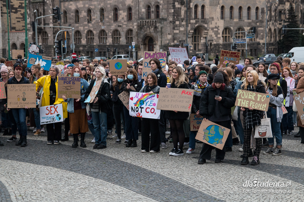 Młodzieżowy Strajk Klimatyczny w Poznaniu  - zdjęcie nr 8