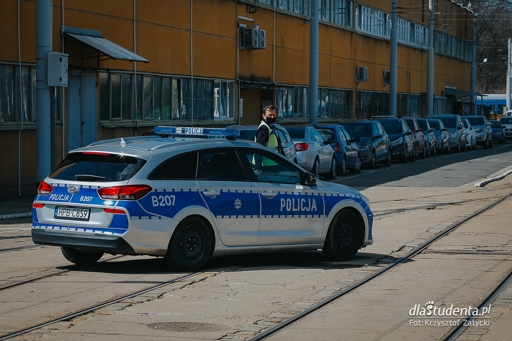 MPK Wrocław szkoli policjantów  - zdjęcie nr 4