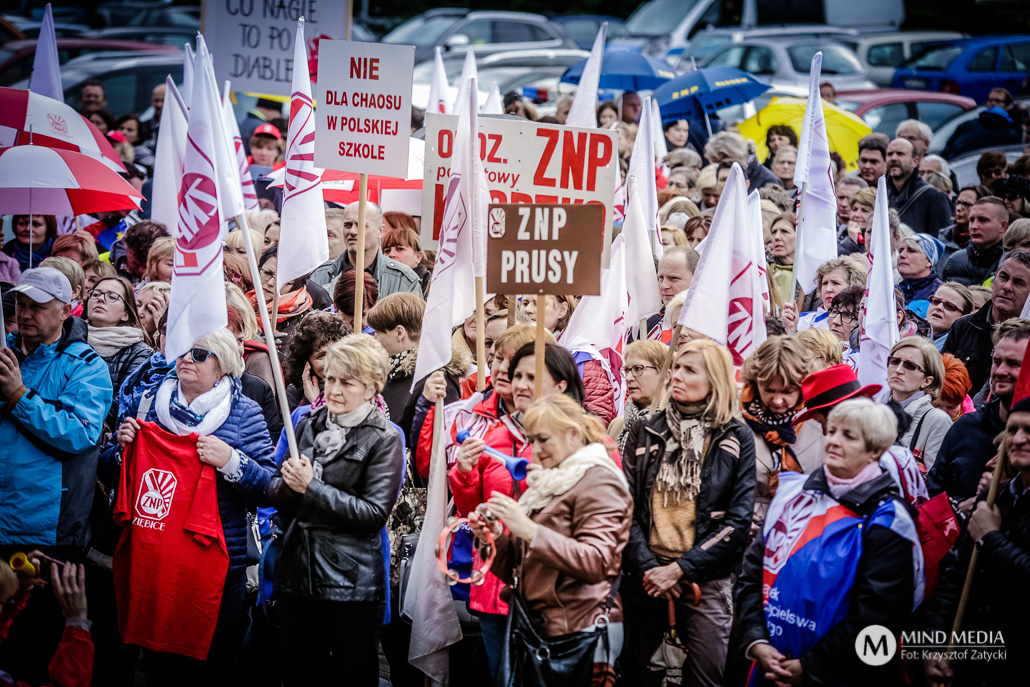 Protest nauczycieli we Wrocławiu - zdjęcie nr 1