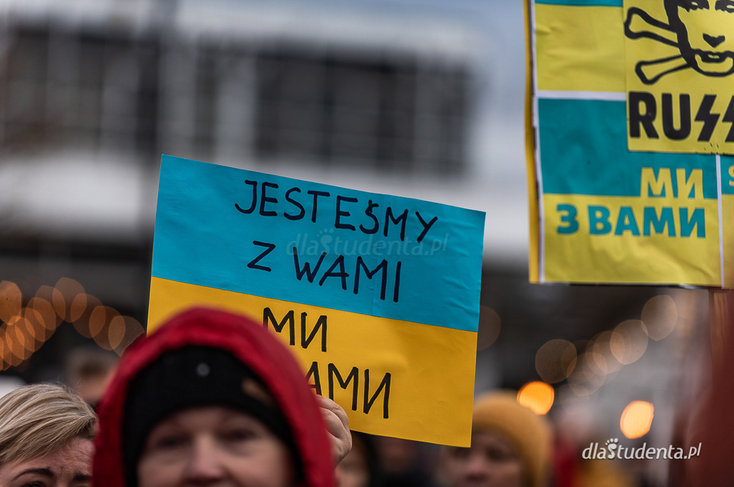Solidarnie z Ukrainą - manifestacja poparcia w Sopocie - zdjęcie nr 12