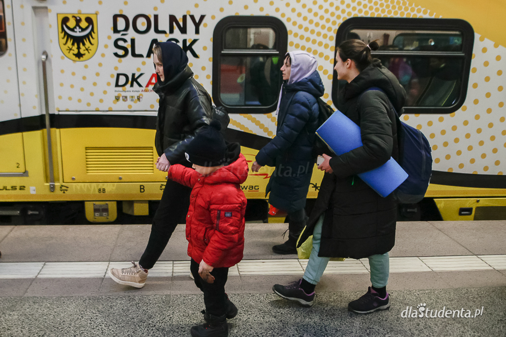 Kolejny pociąg humanitarny Kolei Dolnośląskich dotarł z Przemyśla do Wrocławia - zdjęcie nr 7