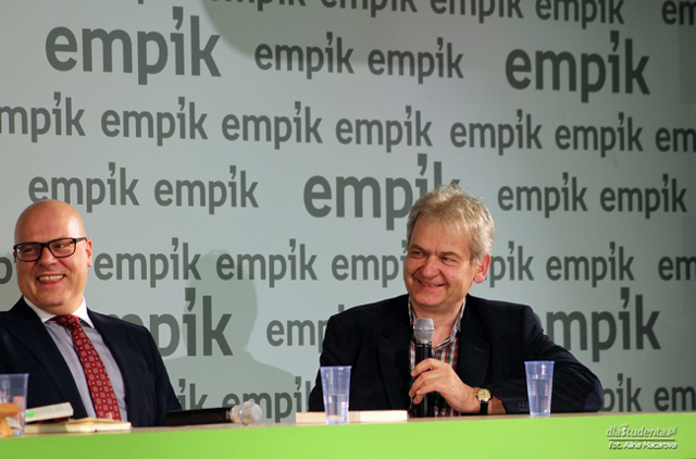 Spotkanie z Markiem Krajewskim oraz Jerzym Kaweckim - zdjęcie nr 8