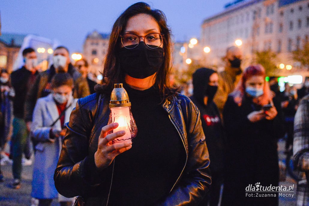 Strajk Kobiet - manifestacja w Poznaniu - zdjęcie nr 8