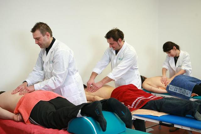 Zajęcia praktyczne na kierunku technik masażysta - zdjęcie nr 9