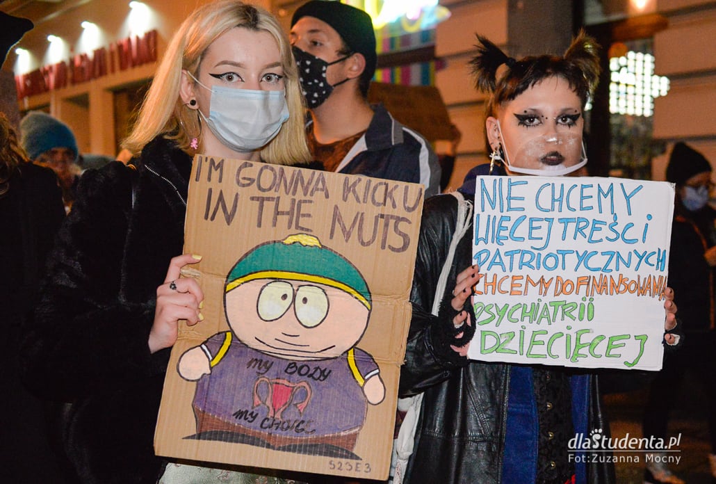 Strajk Kobiet: Wy...ać w Kosmos - manifestacja w Łodzi - zdjęcie nr 4
