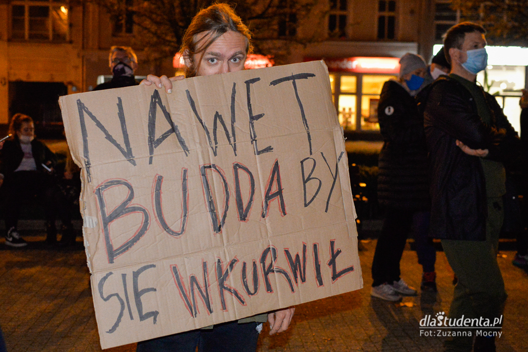 Strajk Kobiet: Łapy precz od Nauczycieli - manifestacja w Poznaniu - zdjęcie nr 12