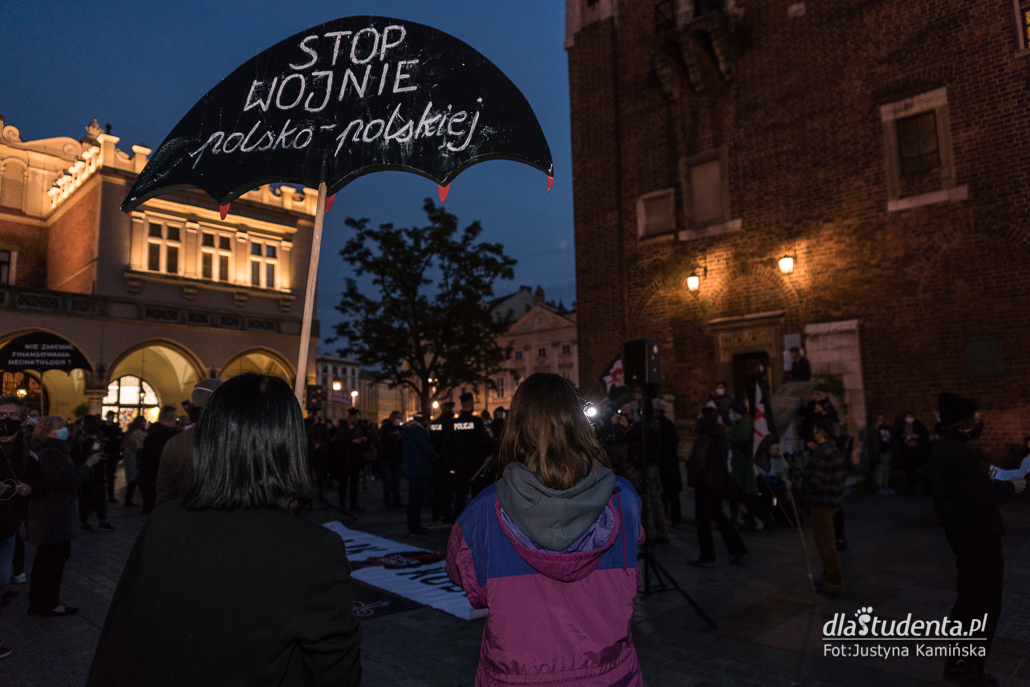 To jest wojna - manifestacja w Krakowie - zdjęcie nr 11