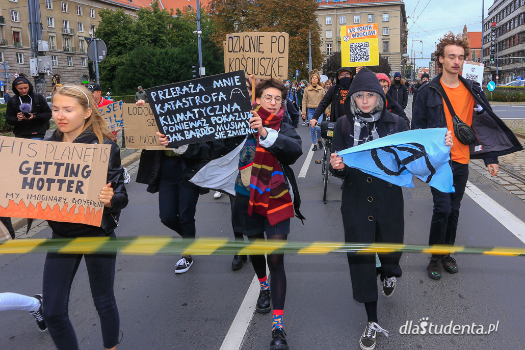 Młodzieżowy Strajk Klimatyczny we Wrocławiu - zdjęcie nr 1